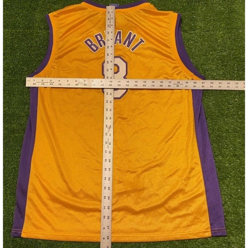 Vintage Los Angeles Lakers jersey youth XL yellow champion kobe bryant #8 1990s - Picture 8 of 8